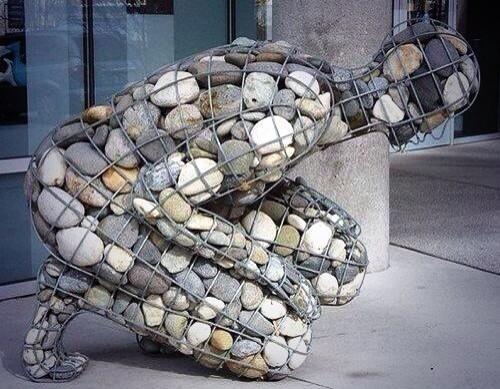 İçine ata ata ne hale geldin, tuta tuta çatlayacaksın be adam.. :)