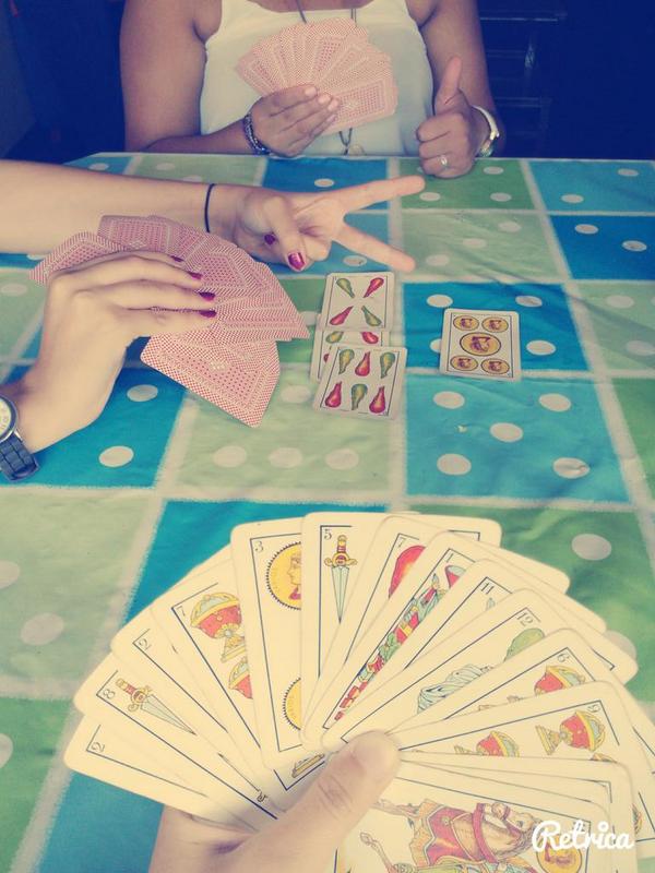 AliciaFuster24's tweet photo. Pasando la tarde :) #sanvi @EmBuri @AnnaCano06 http://t.co/UPtTrueA7Q