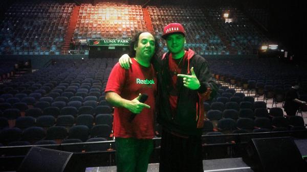 Nestor_NBLQ's tweet photo. Asi esta el Luna Park ahora !!!! http://t.co/mwhwa6RS6Z