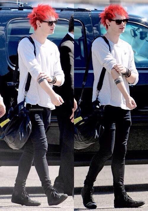 outerspacebecca's tweet photo. do you ever stare at a pic of michael clifford for like an hour and still not know how he's even a real person http://t.co/tgHIWGHyvv