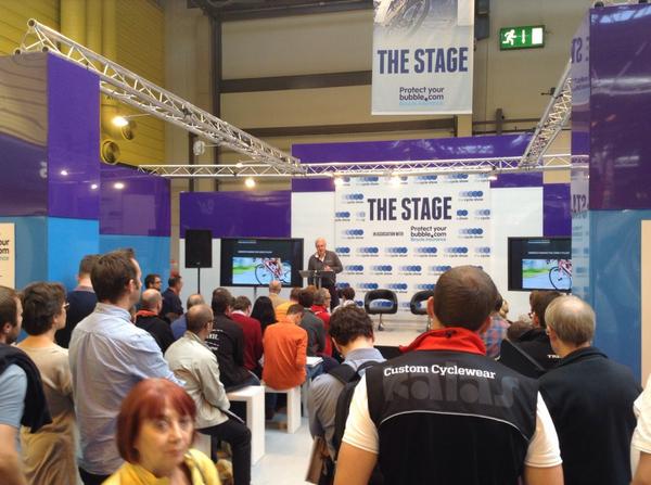 sporting_ins's tweet image. RT "@Burty955: @SMSInc_UK crowd was packed for Johns 2nd talk! #sportsinsight #CycleShow14 http://t.co/tet8RIrIw9"