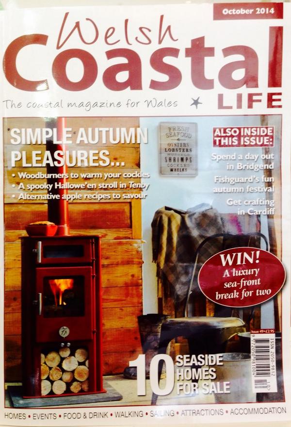 fearngallery's tweet image. Silk scarfs by @Armitagedesign feature in our October advert @madebyhandwales  #soldonetoday #Rhiwbina #shoplocal