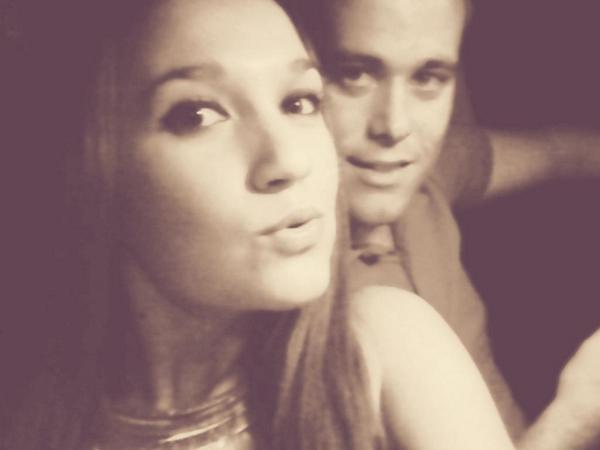 MariaAlbertos17's tweet photo. Vamonos de feriaaaaaaaa!!! @danijedula tqtqtq http://t.co/NrP1ZOCK87