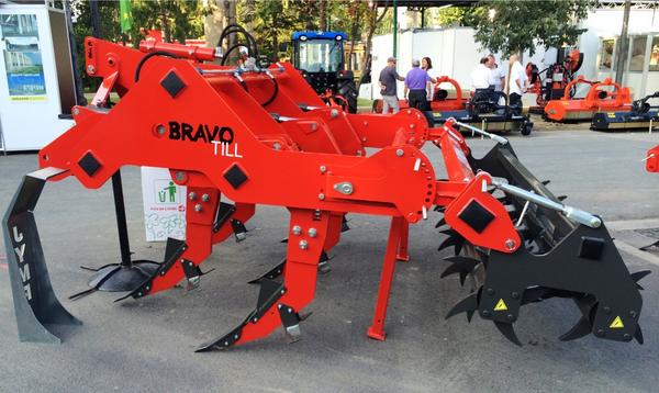 <a href="/jympa/">JYMPA</a> presenta en #FiraSantMiquel14 el #BravoTill con sistema hidráulico, véalo también en #Interempresas @ie_agro