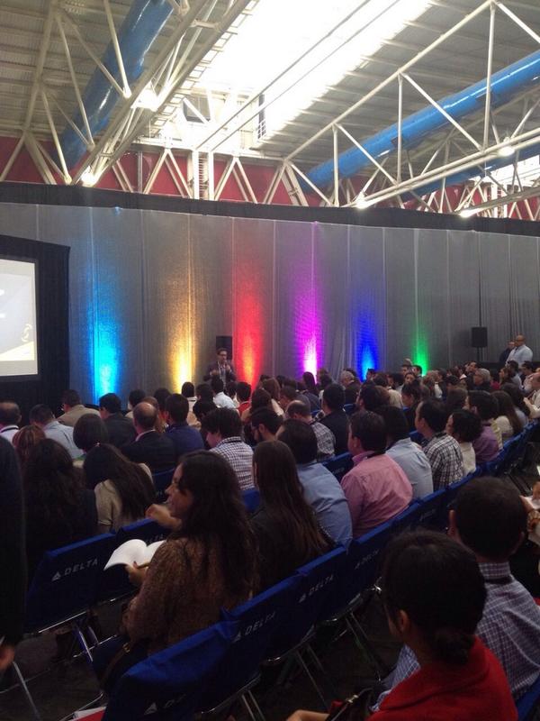 JorgeDialogante's tweet photo. "@BNNMx: #APPvertising, aplicación de apps en la estrategia de Marketing. #WOILeón http://t.co/Y7Tg8F4CV9"/casa llena @elpadrino congrats!!