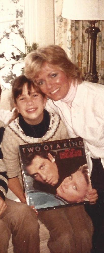 SkelTwins's tweet photo. #TBT: Even before she met Bill Hader, Kristen Wiig understood the meaning of a dynamic duo >>http://t.co/wzkzE3S4Cn http://t.co/XgzMwDYvMr