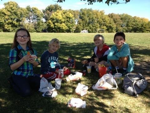 kchambers61's tweet photo. Lunch with these crazy kiddos! AUCTION WINNERS! #dwe4life http://t.co/9oJskIXQwl