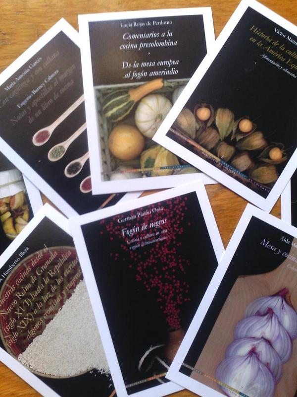 saborcandelaria's tweet photo. Biblioteca básica de cocinas tradicionales.
17 tomos con 55 autores compilan la historia de nuestra cocina http://t.co/3B01jBPjUE