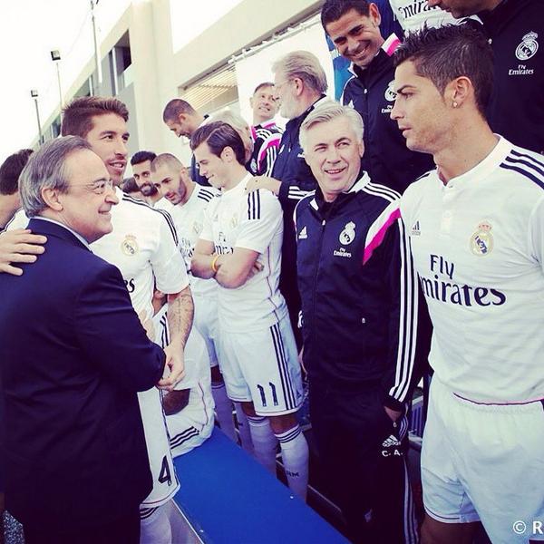 MrAncelotti's tweet photo. We had a great time making the official photo 📷 #RealMadrid http://t.co/LVth6wsId8