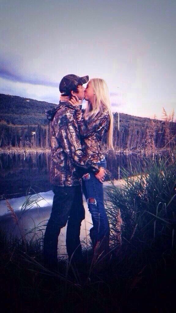 RednecksNews's tweet photo. #IfWeDate http://t.co/6KWVkhUfFm