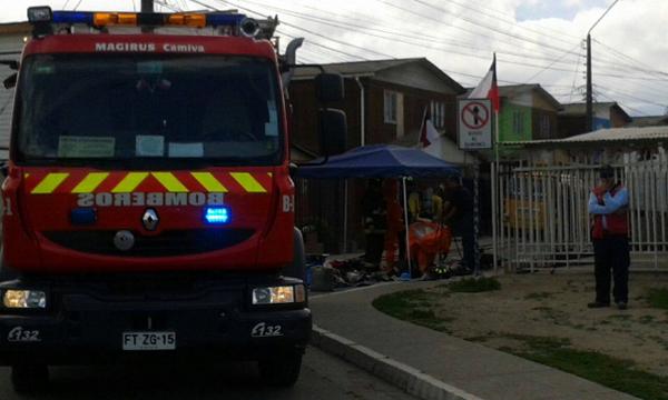 132LaCalera's tweet photo. H-4 B-1 con personal de sus tres compañias trabajan en 10-5 (Mat Pel) en villa Los Copihues desde las 10:46 http://t.co/vOSxjbGdEF