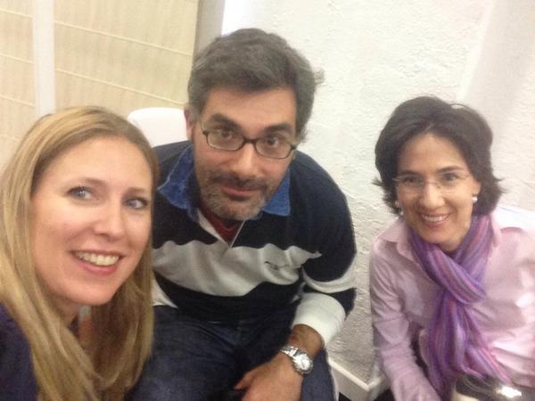 vbmvbm's tweet photo. Dando la bienvenida a los nuevos #mibers to be promocion 6. #MIBers #isdi @VictorMoleroA @MountainMolins http://t.co/id7KZItlJw