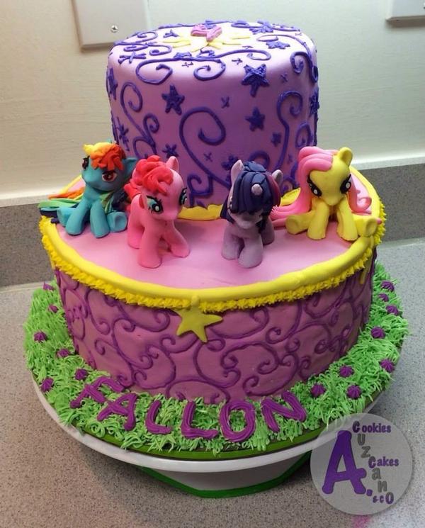 IcingSmiles's tweet photo. Created for: Fallon
#SugarAngel: Anita Cuzcano
Fort Eustis, VA
#IcingSmiles #BakingADifference #VASmiles http://t.co/Rn6lbZHTVx
