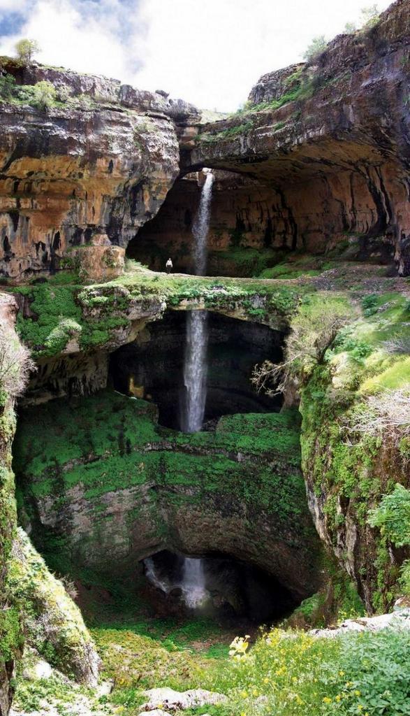 TouristicTrip's tweet photo. Baatara Gorge Waterfall, Lebanon http://t.co/RioKr4Y6B8