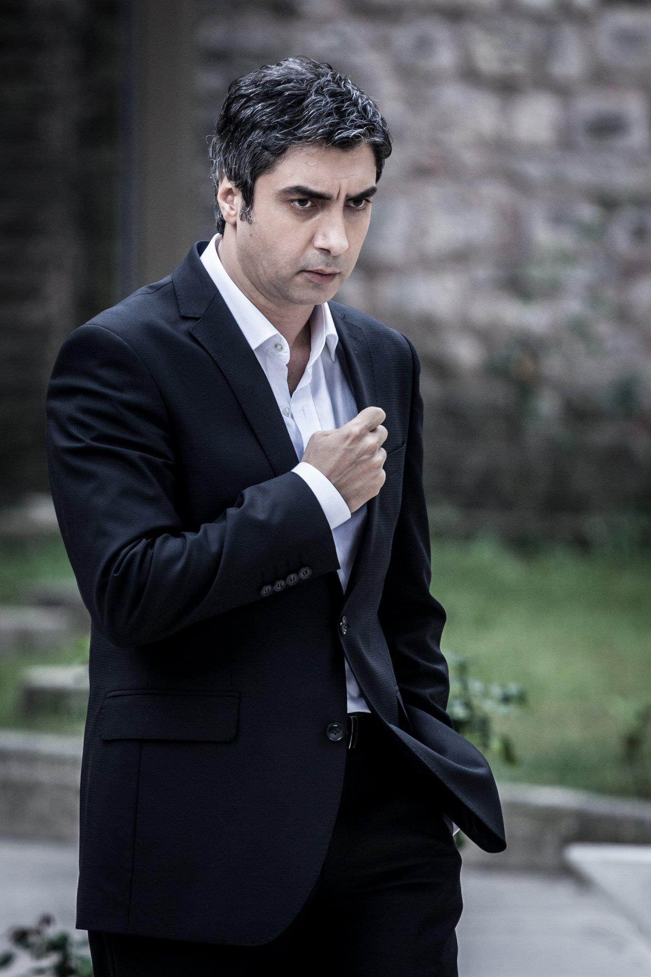 ByZlxpRCUAAmTU4.jpg:large