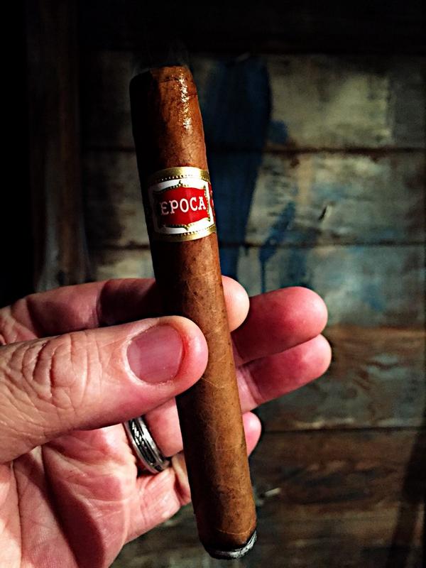 waltah's tweet photo. Back to back nights with this gem. @Nat42nd @CigarDojo http://t.co/TFM6gzCr5M