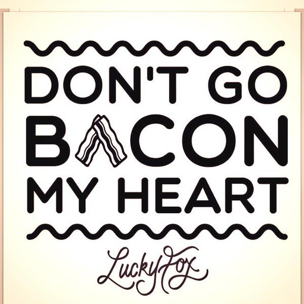 DragonflyZurich's tweet photo. Loving the @Shopluckyfox new slogan for tees &amp; tops! #genius #saywhat http://t.co/DxNCFl1Q1D