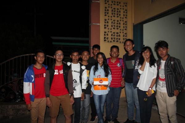 alertXnine_'s tweet photo. Birthday @herana_rachim  "16 - 09 - 2014" http://t.co/PKqpID9ajr