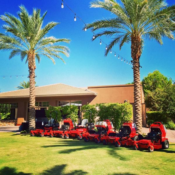 GravelyMowers's tweet photo. The fun is just starting at the Gravely Dealer Summit! #Driven2014 #GravelyMowers http://t.co/spcR9esG04