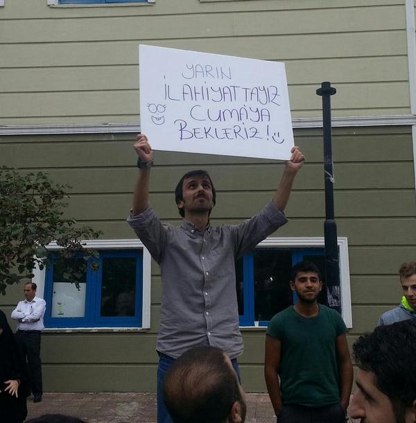ihhya_dokunma's tweet photo. @KenanK53 bekliyoruz gelmesseniz tüküreyim devriminize. Korkmayın lan adam olun http://t.co/rlOaypBIj6