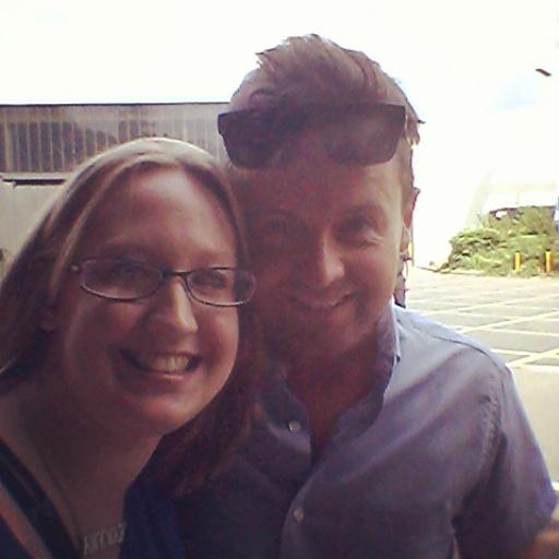  Happy Birthday to the gorgeous Declan Donnelly!Was so happy when I met u on the tour! Dont get too drunk! 