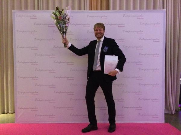 elfversson's tweet image. Yeah netlight strikes again!! Thanks all who made this possible you are the inspiration! #netlight #foundersalliance