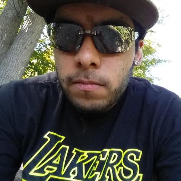 randyro710's tweet photo. Need some ppl to disc with! http://t.co/Ui3ydnkSwv