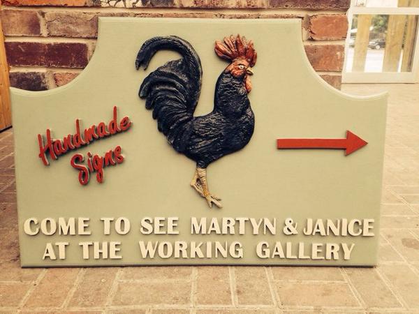 JaniceStubbs3's tweet photo. Hand made and painted by Martyn Bednarczuk and partner Janice Stubs #handmade #sculptures #artists http://t.co/TpEk0WZmVg