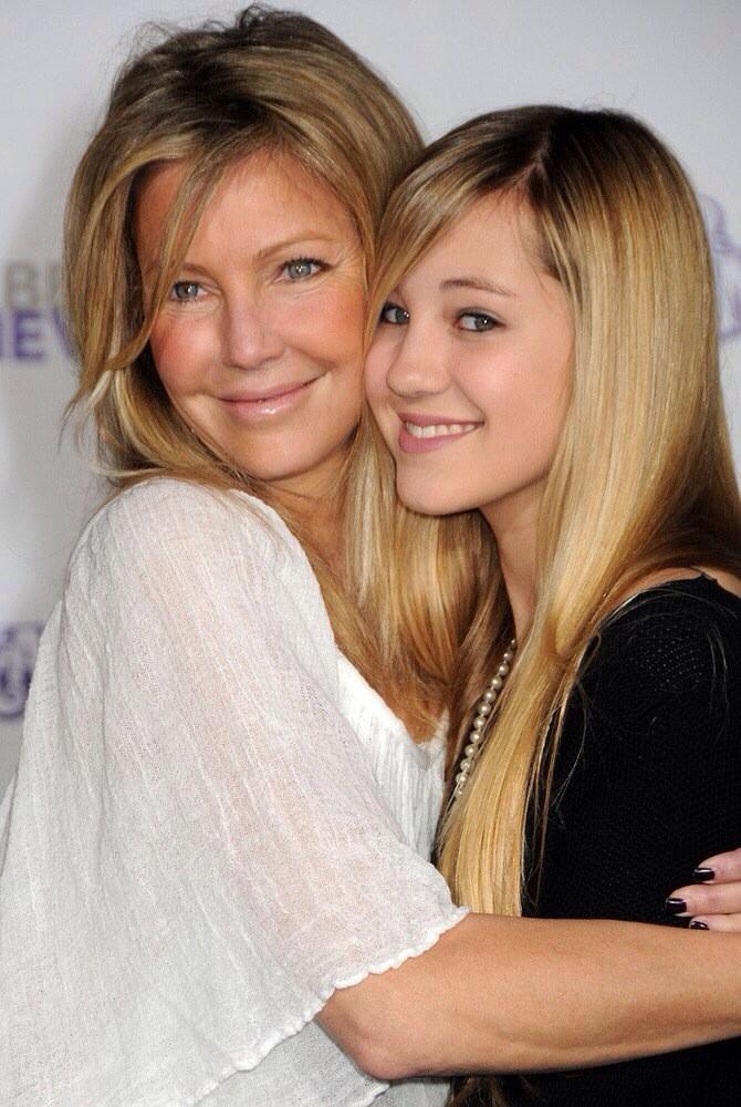 I wanna wish a happy 53rd birthday 2 Heather Locklear I hope she has a great day with her daughter Ava 