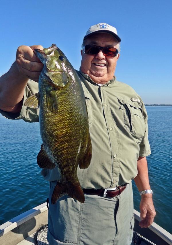 ExcPecheMtl's tweet photo. Good day on the lake with a wonderful weather  ☀️
#fishing #bass #montreal http://t.co/ouY8thJwaJ