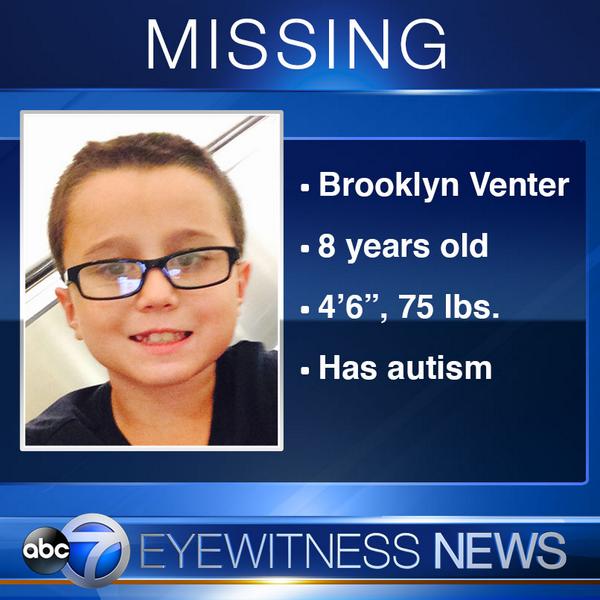 ABC7Chicago's tweet photo. 8 y/o boy with #autism missing from Skokie. RT to help bring him home! DETAILS: http://t.co/yxqaZuHwi1 http://t.co/buY16tjQfU