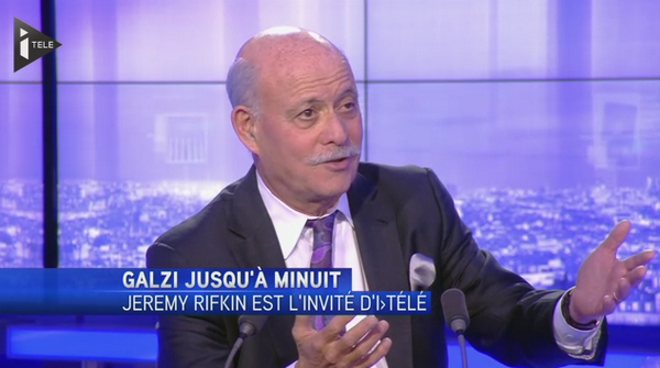 CNEWS's tweet photo. Si vous avez manqué l'interview de @JeremyRifkin sur l'économie du partage, c'est à revoir ici http://t.co/y9icjEuulP http://t.co/YEy4LvTrDW