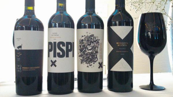 MMwines's tweet image. #PerroCallejero #Pispi #SapoDeOtroPozo #MosquitaMuerta en la Wine Expo. @InterMendoza