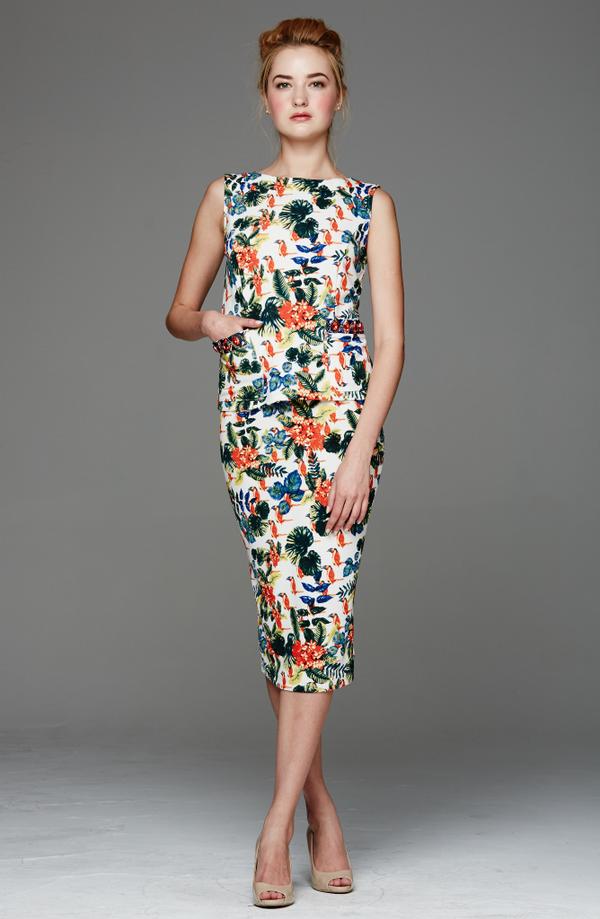 _5ON7's tweet photo. Feeling tropical with this #parrot themed blouse and skirt #SS15 outfit. #5ON7 #fashion #NYC http://t.co/FPssmm4nZp