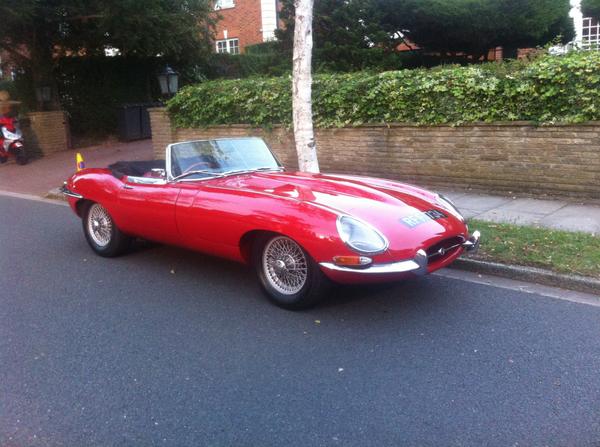 TimDavisA1's tweet image. Filming Enfield Hauntings in Hamstead last week with my all time favourite car an E Type S1 Roadster.