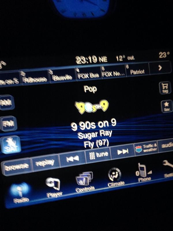 gshuchuk's tweet photo. Nothing's better after along day of watching hockey. And the first song I hear is mark_mcgrath & #sugarrayband. #fly http://t.co/gbq7DE9lk3