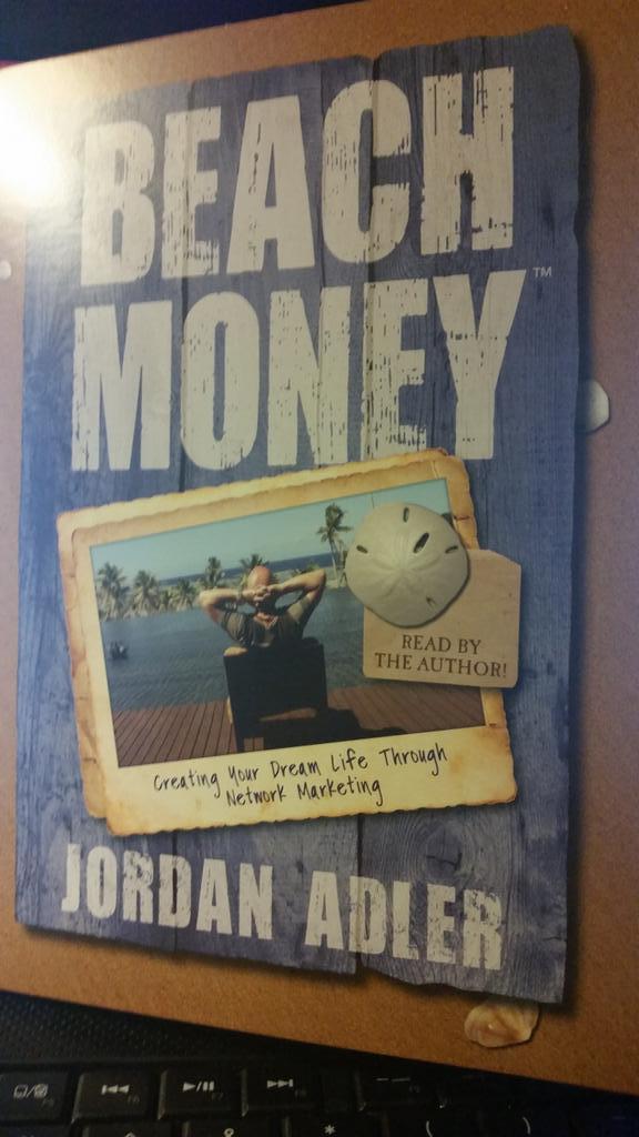 jeffbatesx's tweet photo. Listening to this book tonight sent to me by my friend @mgshearon #BeachMoney #JordanAdler http://t.co/UXtHaXep2g