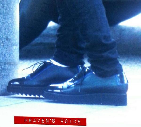 ♥생일서포트인증2♥ 정말 너무 예뻐서 구입한 신발이 종대의 마음에도 들었나봐요♥ 역시나 잘어울려서 너무 기쁜ㅠ.ㅠ 사랑해 종대야!