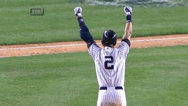 Cut4's tweet photo. @Yankees Legend. #FarewellCaptain http://t.co/6qG2R4iDq5