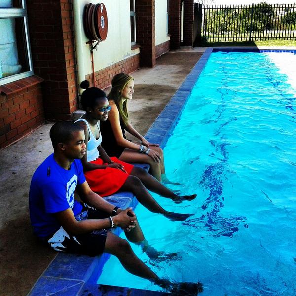 DTeam2014_01's tweet photo. Chill time at the pool! Summer day vibes! #registerdteam2015 #fun #friends #swimming #MCS #MaritzburgPrep #summer http://t.co/EcfAQBGq0T