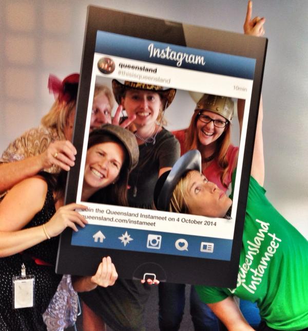 Kattte_'s tweet image. Friday afternoon hat party at work. #everythingisawesome  #wearedorks