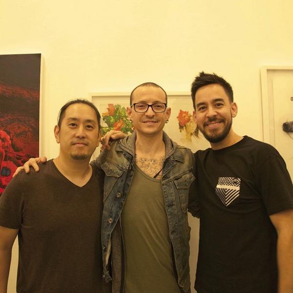 ChesterBNetwork's tweet photo. @mrjoehahn / @chesterbe / @m_shinoda #BEASTASTRAY #MALLMovie by linkinpark http://t.co/V9nLmIfCYf http://t.co/ydNQtIzGnh
