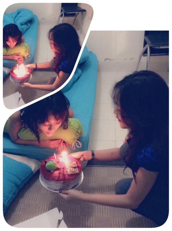 DwiSepseptiani's tweet photo. Hbd to me ... Thank's surprice nyaaa my best friends .... Love u so much..... http://t.co/FCe3mgjReX