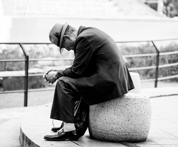 Hobo_D's tweet photo. public isolation no.1 #seoul #isolation #SouthKorea http://t.co/ZVBDaY2LJ6