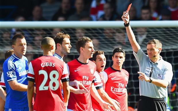 Salah kartu remi Masih inget insiden ini, gans? hehehe Happy Birthday, Chamb.. eh Kieran Gibbs! :p 