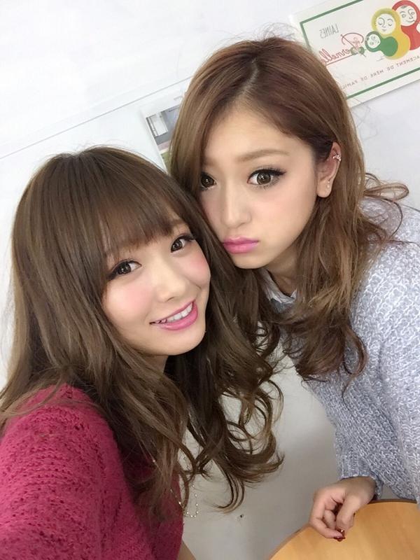 西川 瑞希 Twitterren 甘辛ちょぱきてぃー 今日も可愛い後輩ちゃん達と 撮影頑張ってるよーん 最近の後輩ちゃんはみんな 大人っぽいなぁ Http T Co Bmph4qpwsn