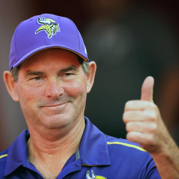 CodyCheese's tweet photo. “@nflnetwork: If you had Eli and Donnell on your Fantasy team. AND you started both? http://t.co/s6NQW4JySu” @Jerry_Larry