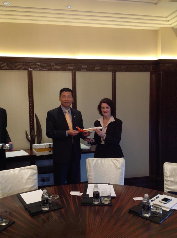 LouiseAsherMP's tweet photo. Meeting with representatives of the Hainan Group in Shanghai to discuss future commercial opportunities. #springst http://t.co/56wfr8tJBJ