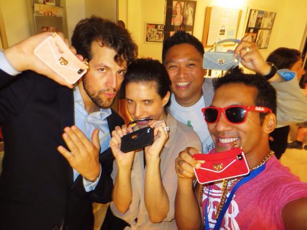 DigitalLA's tweet photo. RT @kevinwinston: Stylin' and dialin', tweetin' and meetin' @pursecase @catmango @JasonOkuma #TZTechCrawl #SMWLA ! http://t.co/u99jPeLzmX