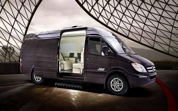 azvipservices's tweet photo. Sprinter by Bespoke. Only 14 in the nation.  Available for charters. http://t.co/x80lW8BAlw